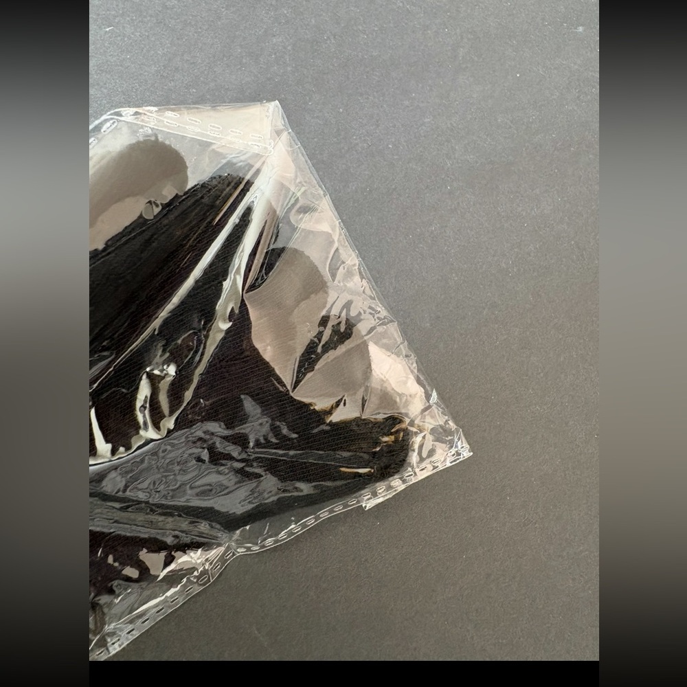 Black Toe Socks OS - Picture 4 of 4